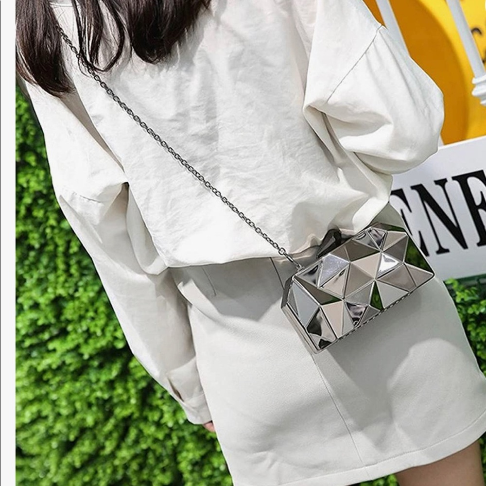 🔥 Women Lattice Pattern Metal Handbag Chain Geometric Evening Clutch Purse - Picture 5 of 5
